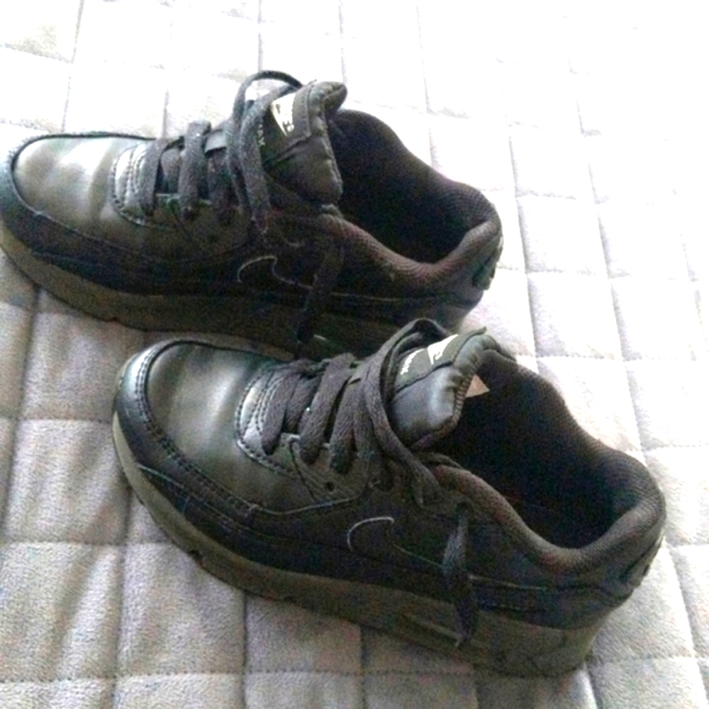 Boy's Nike Air Max - Picture 2 of 9